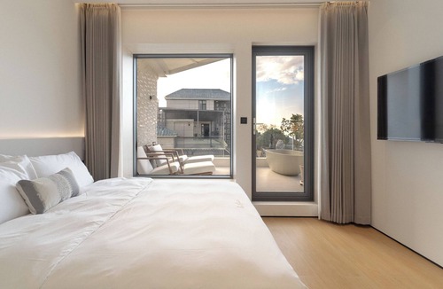 Dapeng Hotel | La Felicità