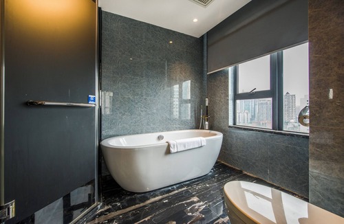 Tianhe Hotel | La Perle International Hotel