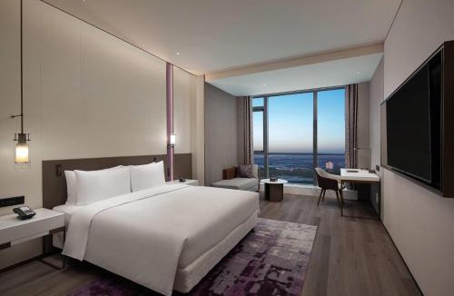Xiaodian Qu Hotel | La Quinta by Wyndham Shanxi Xiaohe Xincheng