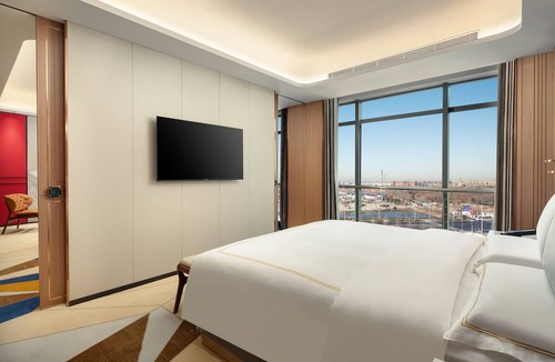 Kuiwen District Hotel | La Quinta by Wyndham Weifang South