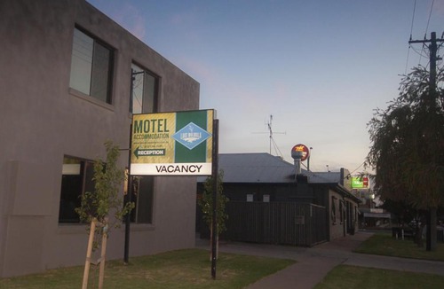 Mulwala Hotel | Lake Mulwala Hotel