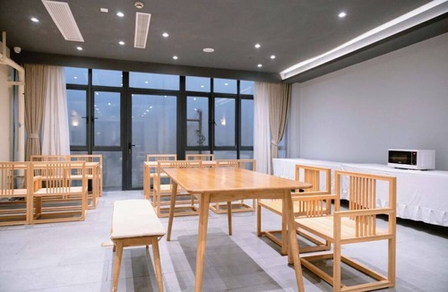 Qingpu Bed & Breakfast | Lake Villa Boutique Guesthouse