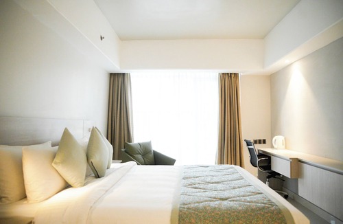 Gulshan Hotel | Lakeshore Heights
