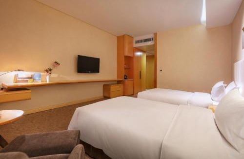 Xiaoshan Hotel | Landison Airport Hotel Hangzhou