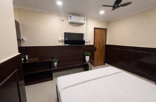 Nagaon House | Landmark Inn