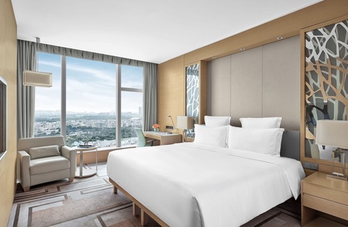 Pazhou Residential District Hotel | Langham Place, Guangzhou