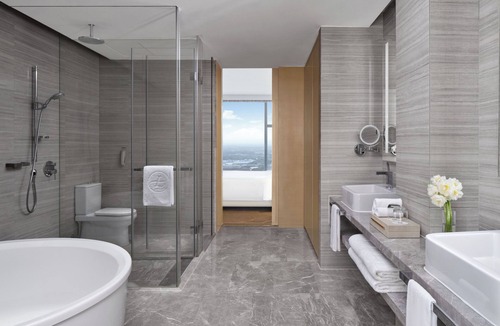 Pazhou Residential District Hotel | Langham Place, Guangzhou