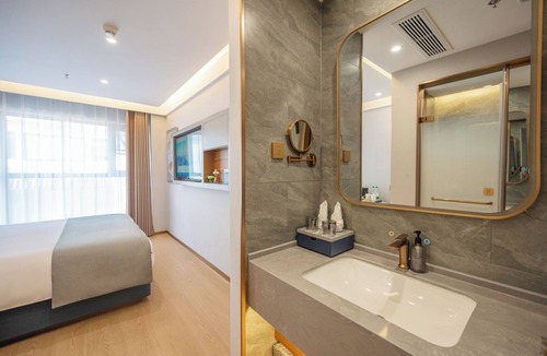 Chaoyang Hotel | Lanou International Hotel Beijing Guomao Gaobeidian Metro Station Branch