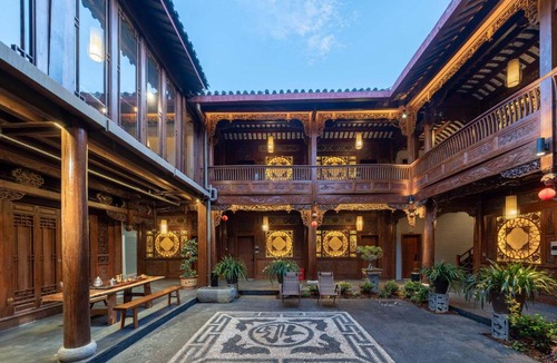 Dayan Old Town Hotel | Lanshan View Ancient Courtyard Hotel - Yiyuntingju(Wuyi Street, Lijiang Ancient Town)