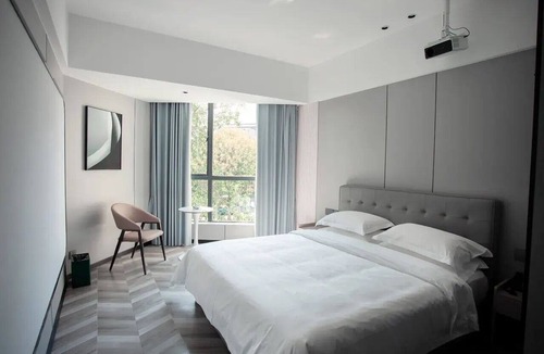 Beihu District Hotel | Lanxing Hotel