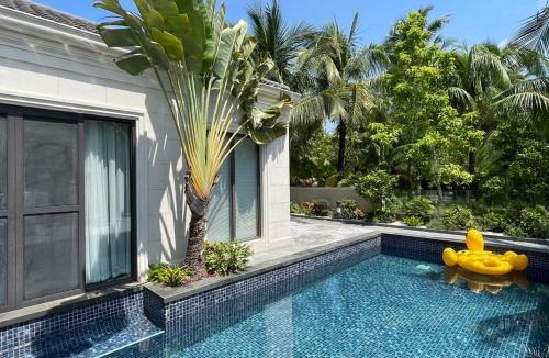 Lingshui Hotel | LanyiVilla