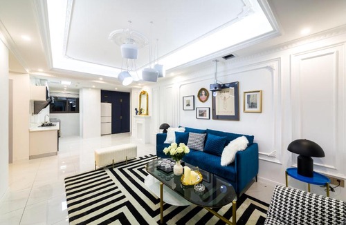 Yuzhong Hotel | Lanyue River View Apartment