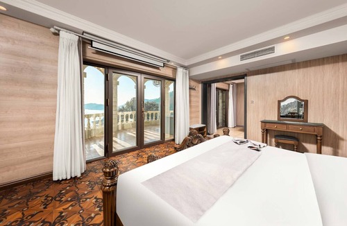 Laoshan Hotel | Laoshan Swan Castle Vacation Garden B&B