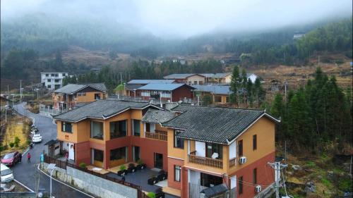 Guilin House | Laoshanjie Mingshi Mountain Residence