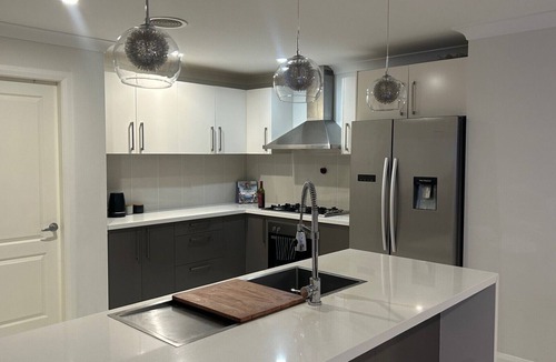 Kelso House | Lap of Luxury- Bathurst House Very generous floor plan with dual living areas