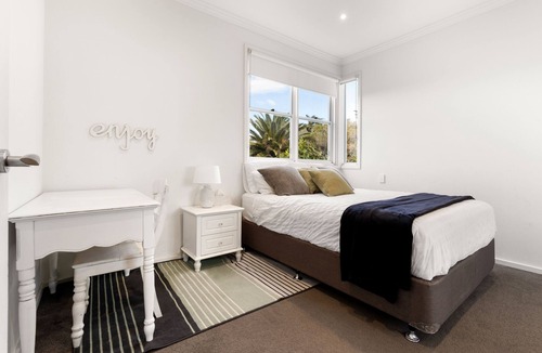 Vaucluse House | Large Summer Home with Big Pool