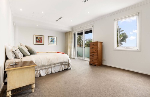 Vaucluse House | Large Summer Home with Big Pool