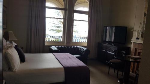 Largs Bay Hotel | Largs Pier Hotel