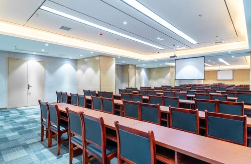 Xixiu District Hotel | Lavande Hotel Anshun West High-speed Rrailway Station