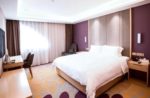 Gaozhou Hotel | Lavande Hotel (Gaozhou Xiantai Bridge Branch)