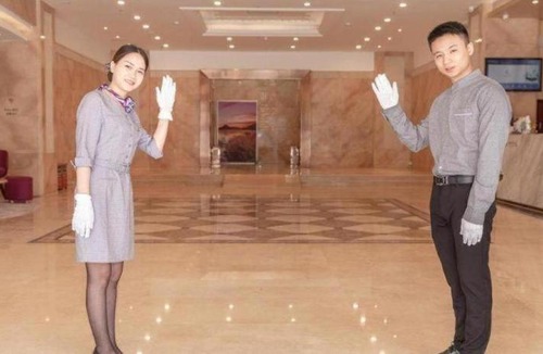 Zengcheng Hotel | Lavande Hotel Guangzhou Zengchen Xintang Light Railway Station