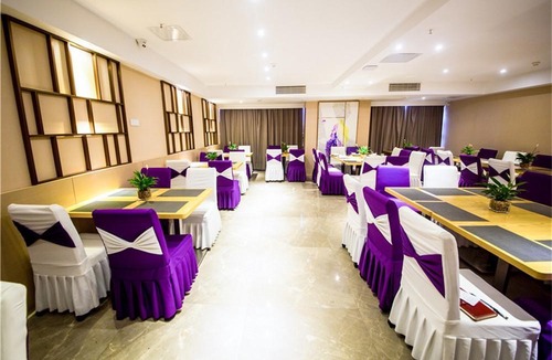 Longmatan District Hotel | Lavande Hotel Luzhou BBQ new World