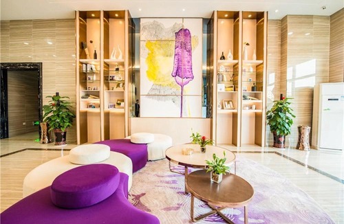 Longmatan District Hotel | Lavande Hotel Luzhou BBQ new World