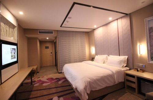 Nanchang County Hotel | Lavande Hotel Nanchang East Aixihu Subway station Branch
