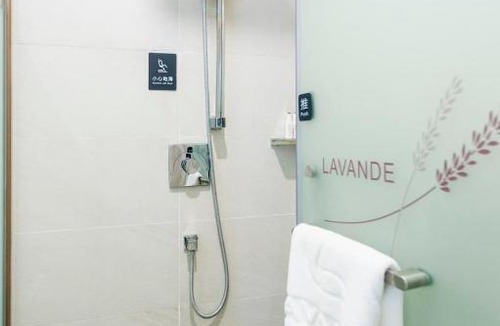 Doumencun Hotel | Lavande Hotel (Nanchang Liantang Xiaolan Industrial Park Branch)