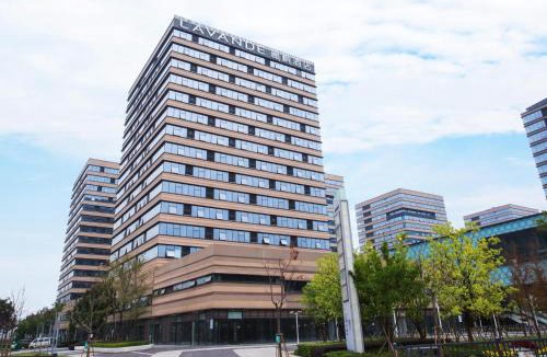 Jiulonghu Administration Office Hotel | Lavande Hotel Nanchang West Railway Station Guobo Subway Station