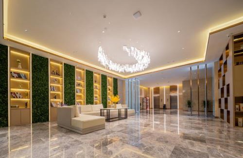 Xingping Hotel | Lavande Hotel Xingping Maweiyi Aviation Plaza
