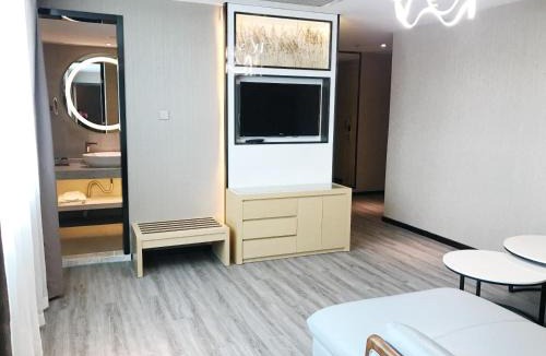 Xinyi Hotel | Lavande Hotel (Xinyi Fuhai Building Branch)