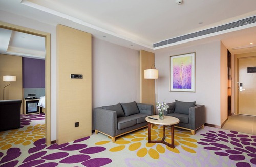 Haizhu Hotel | Lavande International Hotel Guangzhou Convention & Exhibition Center Nanzhou Metro Station Branch- Free Deliver Service to Guangzhou Baiyun International Airport & Free Shuttle Bus to Canton Fair Complex During Canton Fair Period