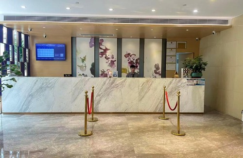 Haizhu Hotel | Lavande International Hotel Guangzhou Taigucang Shayuan Metro Station Branch - Free Shuttle Bus to Canton Fair Complex During Canton Fair Period