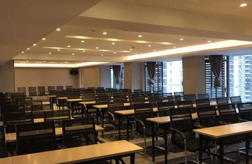 Haizhu Hotel | Lavande International Hotel Guangzhou Taigucang Shayuan Metro Station Branch - Free Shuttle Bus to Canton Fair Complex During Canton Fair Period