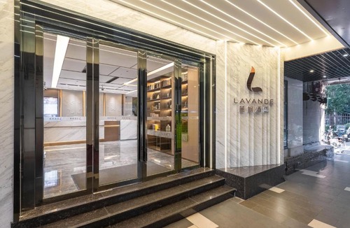 Tianhe Center Hotel | Lavande International Hotel Guangzhou US Consulate General Guangzhou Grandview Plaza Branch - Free Shuttle Bus to Canton Fair Complex During Canton Fair Period & Free VPN Internet Access