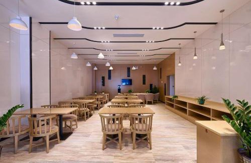 Haizhu Hotel | Lavande International Hotel Pazhou Convention & Exhibition Center Eastxiaonan Metro Station Branch - Free Deliver Service to Guangzhou Baiyun International Airport & Free Shuttle Bus to Canton Fair Complex During Canton Fair Period