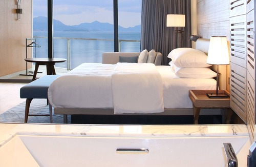 Huiyang Hotel | Le Méridien Xiaojing Bay