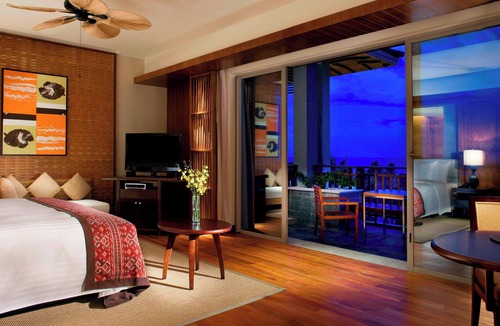 Wanning Hotel | Le Meridien Shimei Bay Beach Resort & Spa