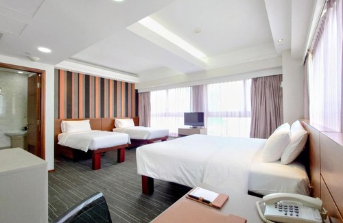 Prince Edward Hotel | Le Prabelle Hotel