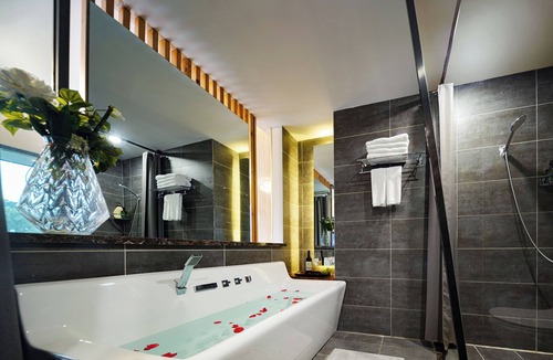 Wulingyuan Hotel | Leading Men Hotel