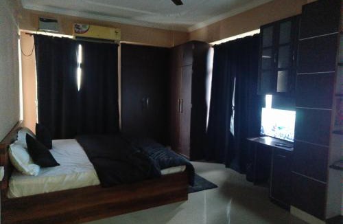 Khanapara House | LeafyInn