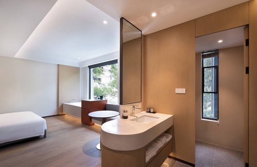 Yi County Hotel | Leisure Haven - Tachuan Hotel