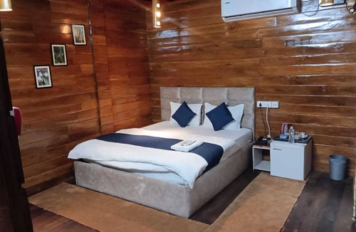 Lakhimpur Hotel | Lemon wood Cottage