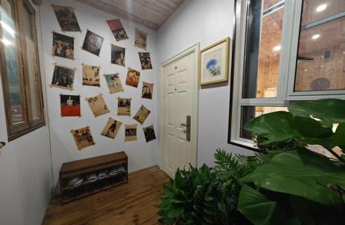 Shizhong District Hostel | Leshan Qiuye Book House B&B