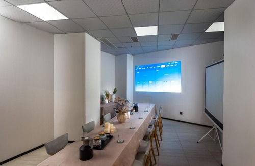 Shizhong District Hotel | Lex River View Hotel