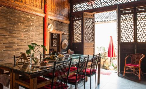 Yangshuo House | Li River Qing Dynasty Retreat House Laojia