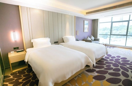 Longgang Hotel | Lifeng Hotel - Pingshan Railway Station