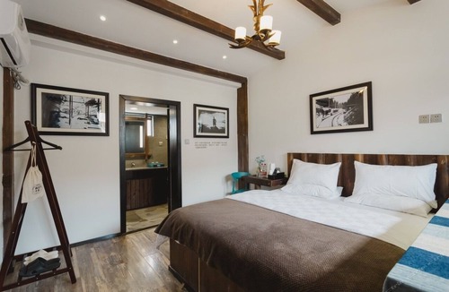 Shuhe Old Town Hostel | Lijiang Desti Youth Park Hostel