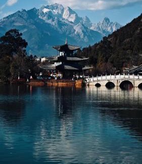 Dayan Old Town House | Lijiang Lize Graceland Artistic-Suite Hotel 丽泽雅舍画院客栈木府院